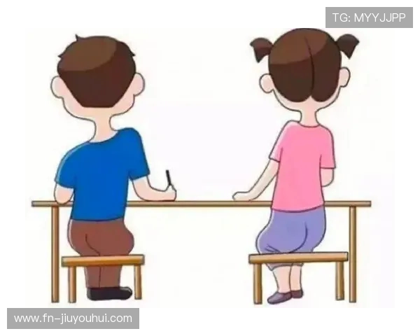 踢足球是否会导致脊椎侧弯的风险及其预防措施分析